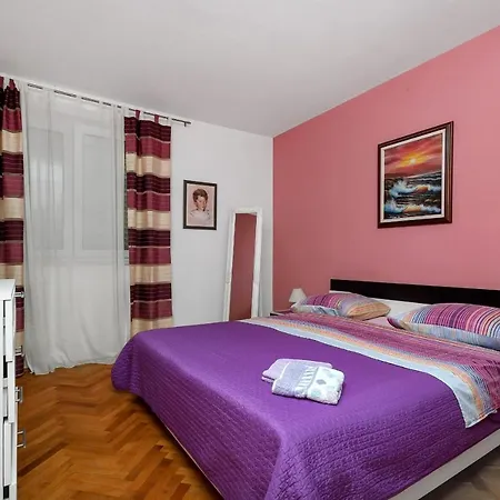Goranka Apartment *